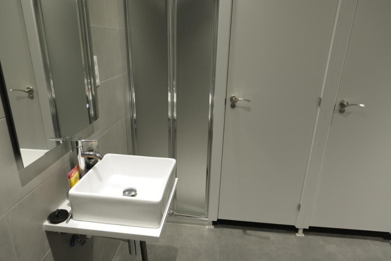 Madriz Hostel Экстерьер фото